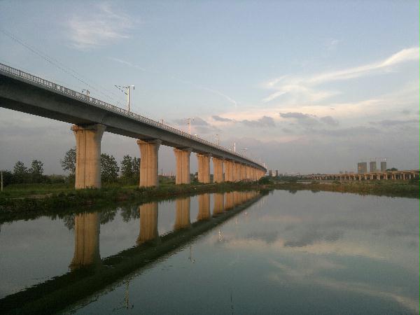 成渝鐵路采用松夏<a href='http://brandnew-swimwear.com/' target='_blank'><u>空氣彈簧</u></a>